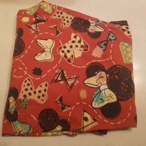 Lularoe disney leggings
